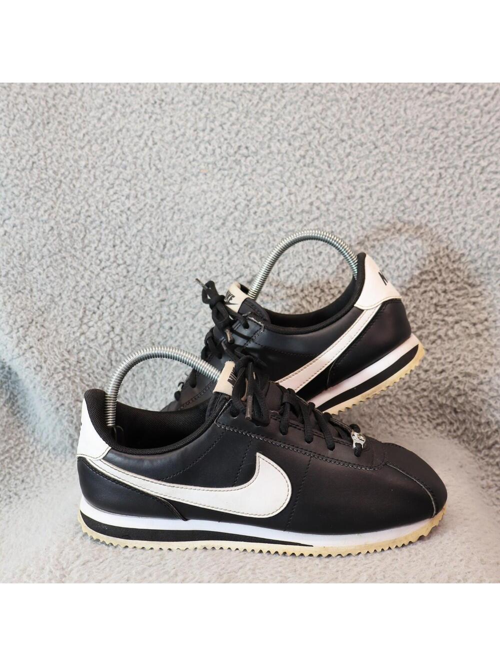 Nike Cortez Sneakers Youth US 7Y 304764-001 No insoles